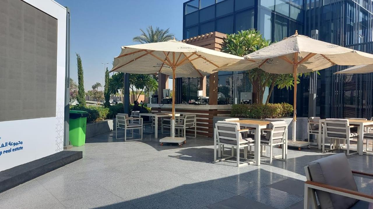 Apartment Cfc, Luxurious 4br Apartment, Remarkable Value Unbeatable Location *
